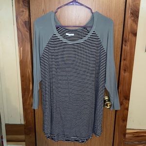 Woman’s maurices top